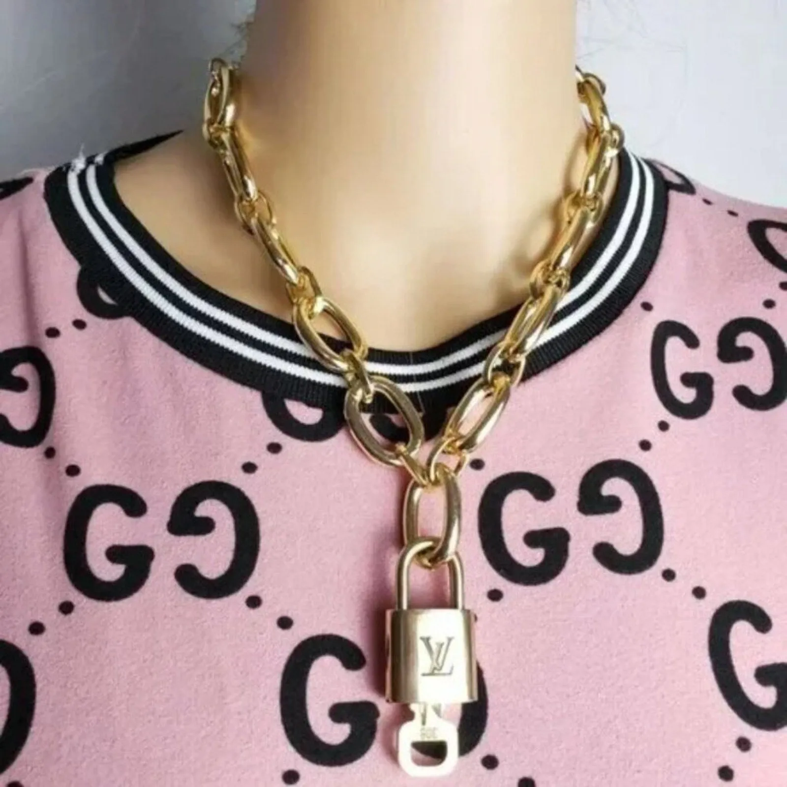 100% Auth Louis Vuitton Lock & Key with Unbranded Gold Plated Chain Necklace