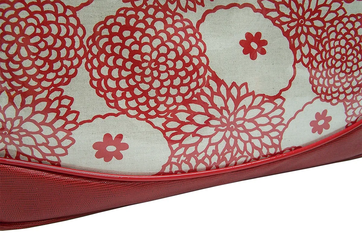 Briefcase in red mum